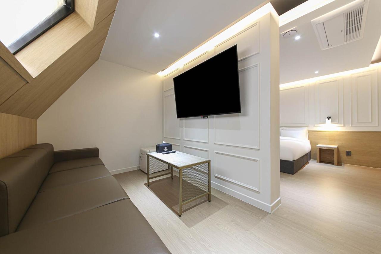 Brown Dot Hotel Pyeonghwa Plaza Mokpo Eksteriør billede
