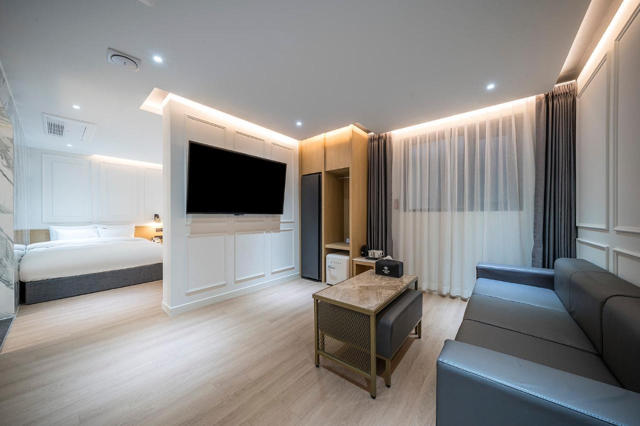Brown Dot Hotel Pyeonghwa Plaza Mokpo Eksteriør billede