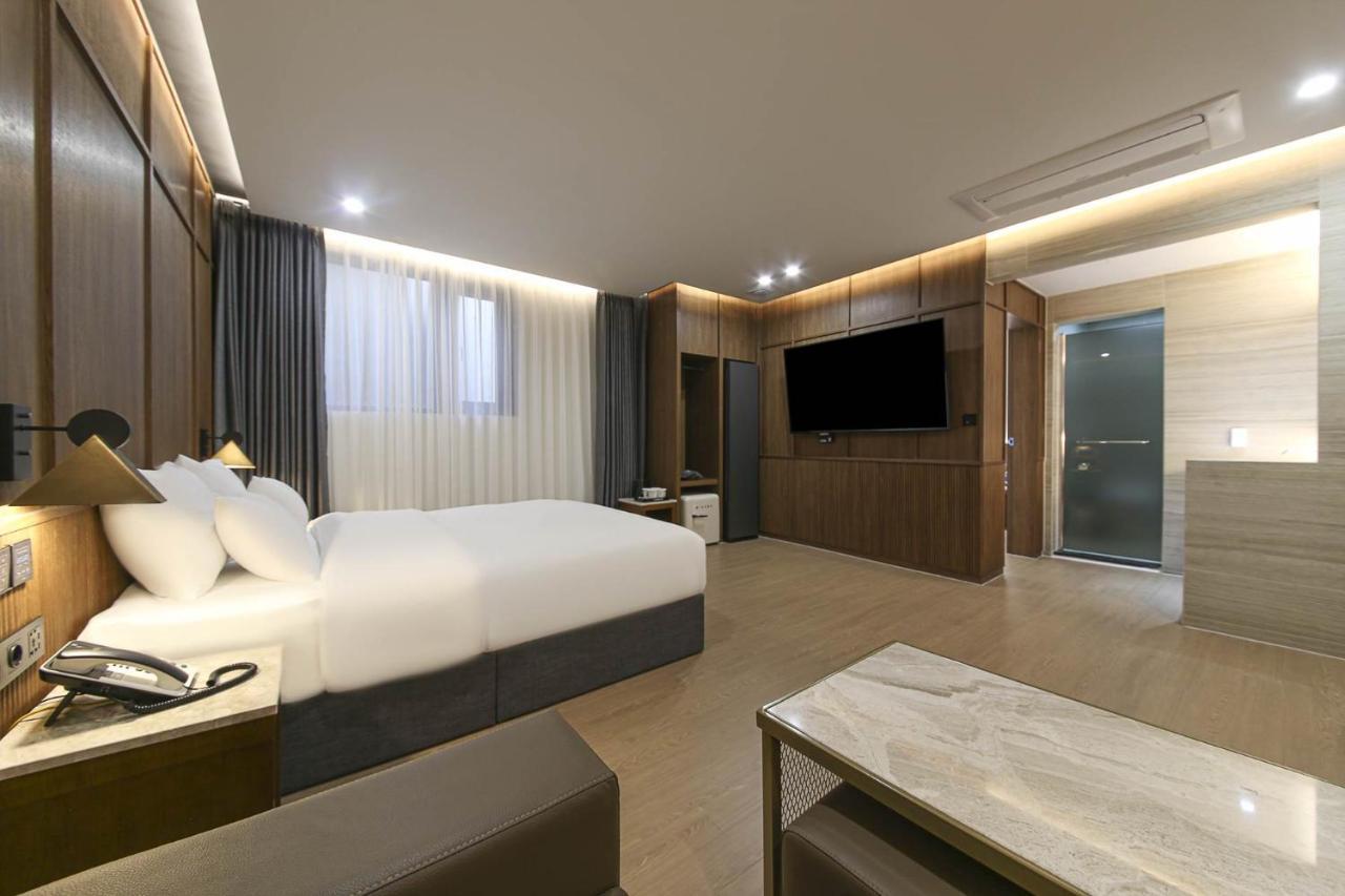 Brown Dot Hotel Pyeonghwa Plaza Mokpo Eksteriør billede